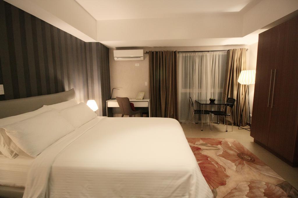 Maxstays - Max Style @ The Venice Residences Taguig Zewnętrze zdjęcie