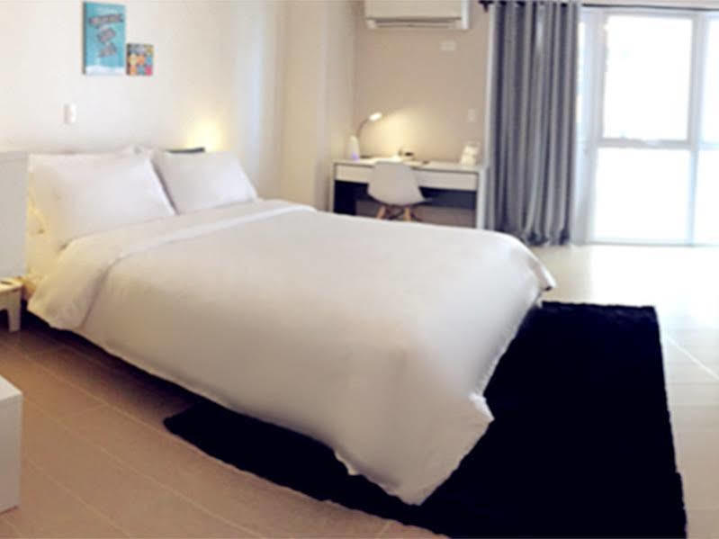Maxstays - Max Style @ The Venice Residences Taguig Zewnętrze zdjęcie