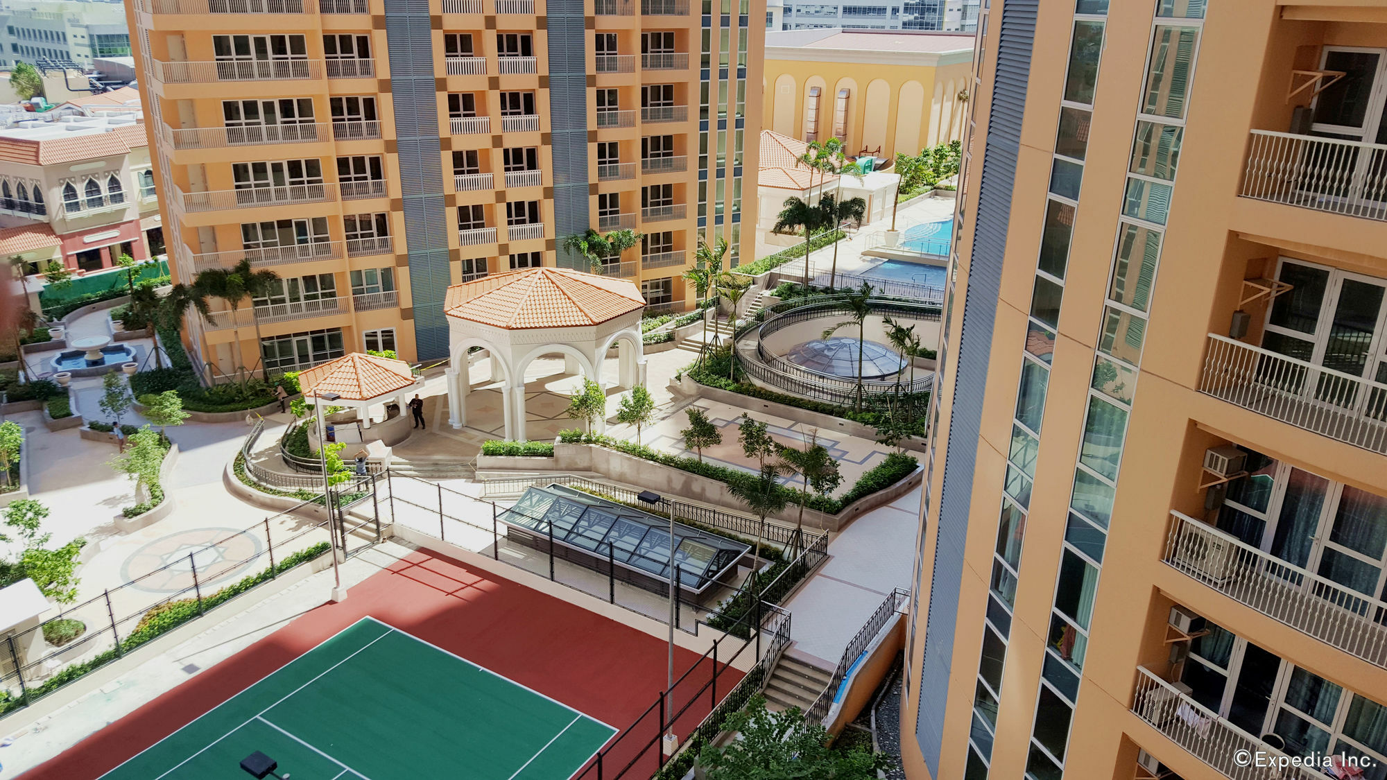 Maxstays - Max Style @ The Venice Residences Taguig Zewnętrze zdjęcie