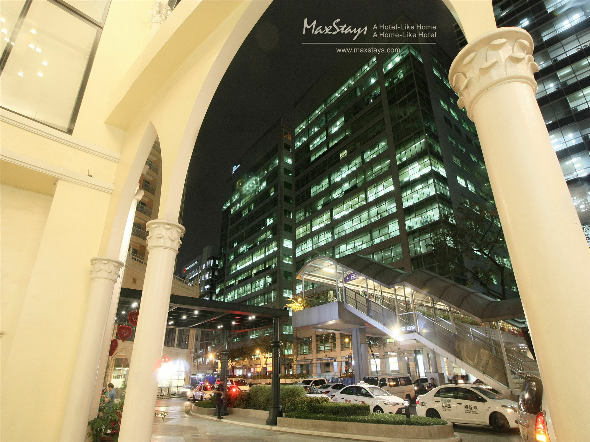 Maxstays - Max Style @ The Venice Residences Taguig Zewnętrze zdjęcie